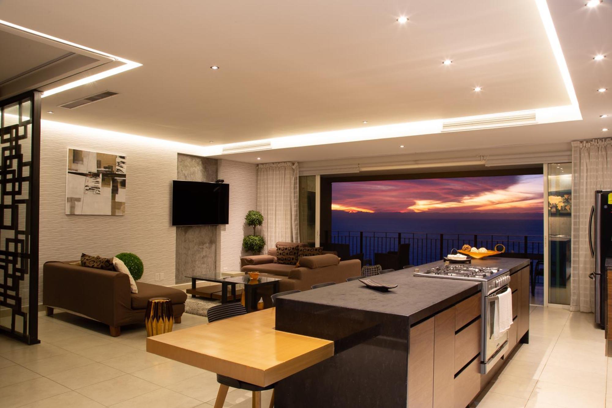 Gorgeous 15 Floor Grand Venetian Apartment Puerto Vallarta Exterior photo